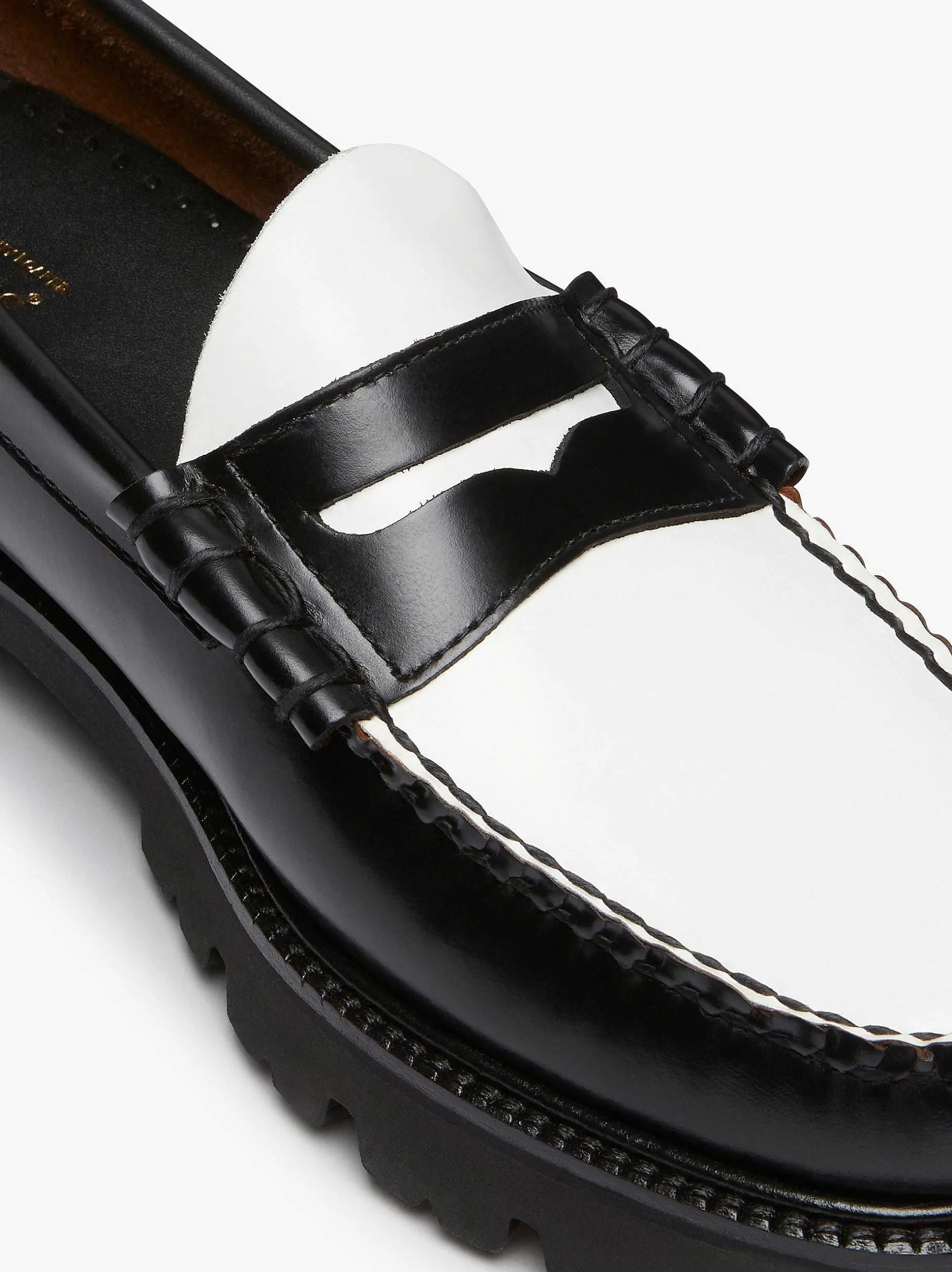 New G.H.BASS Weejuns Super Lug Larson Penny Loafers Black & White